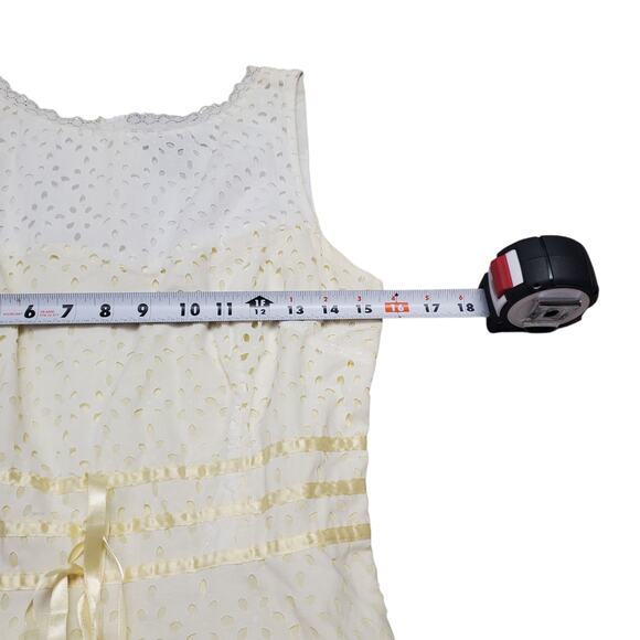 Faith Love Passion Vintage Cotton Eyelet Midi Dress Butter Yellow Detail  Size 7 - Picture 6 of 7